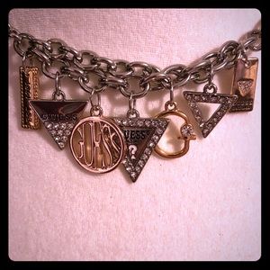 🎉🎉last price drop 🎉🎉 Guess Necklace
